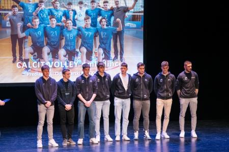 Naj športniki Kamnika za leto 2023 Lovro Planko in Maruša Mišmaš Zrimšek ter ekipa odbojkaric Calcit Volleya (29)